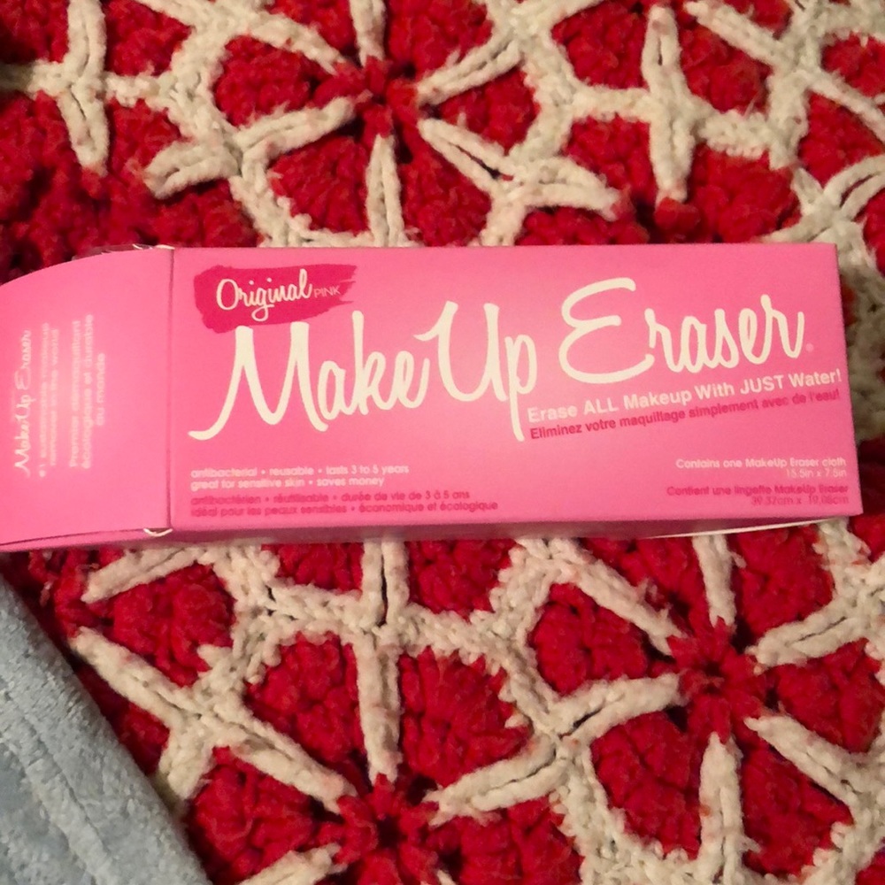 Make up eraser. Brand new